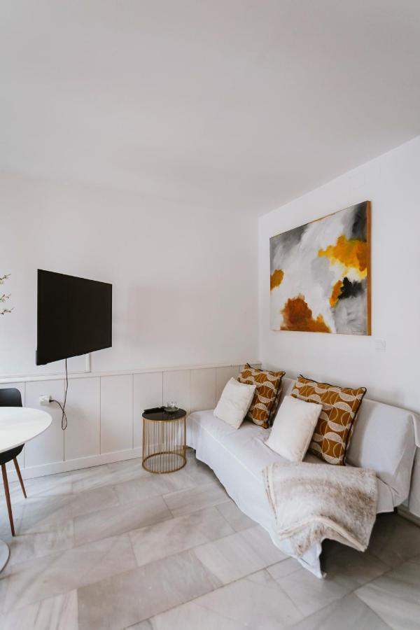 Complete Studio With Terrace - 1Bth- La Giralda Apartment Севиля Екстериор снимка