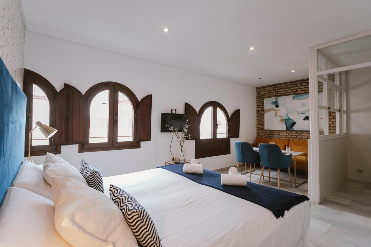 Complete Studio With Terrace - 1Bth- La Giralda Apartment Севиля Екстериор снимка
